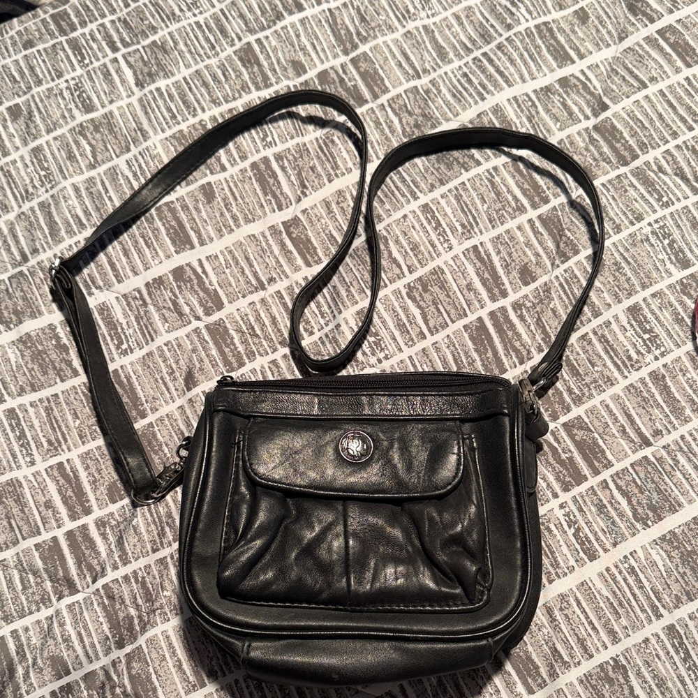 Chic Black Leather Crossbody Bag